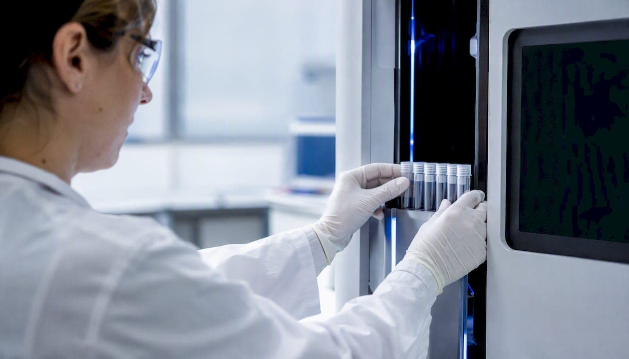 Laboratory Report Software: A Buyer's Guide for 2026